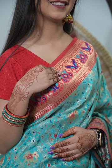 Banarasi Patola Silk Saree with Blouse – A Regal Fusion of Traditions Key Features:AD08